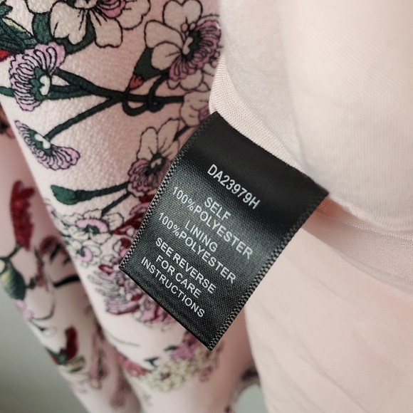 Aakaa Pink Floral Wrap Dress Small - Picture 5 of 6